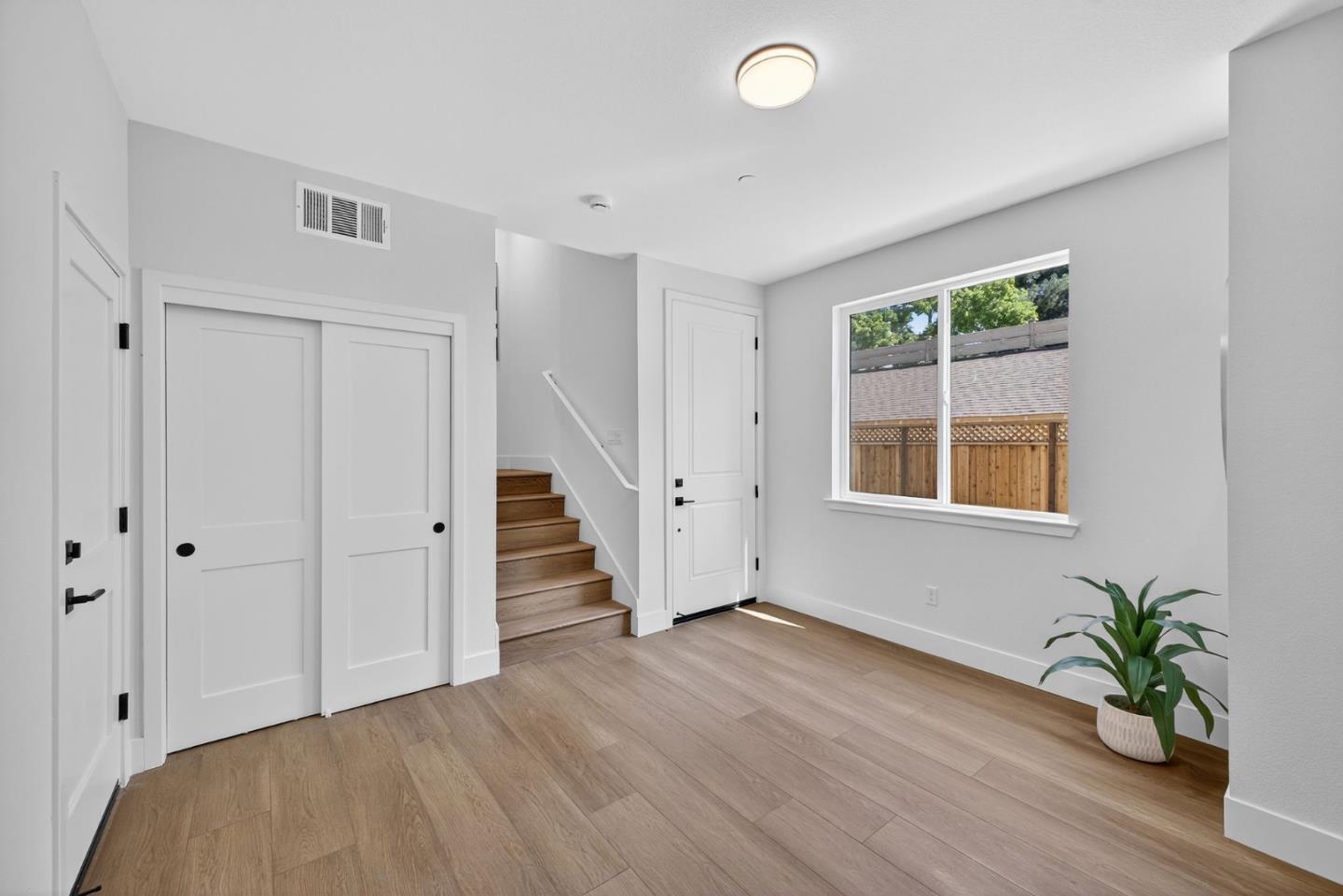 Detail Gallery Image 43 of 52 For 955 Woodside Rd, Redwood City,  CA 94061 - 4 Beds | 2/1 Baths