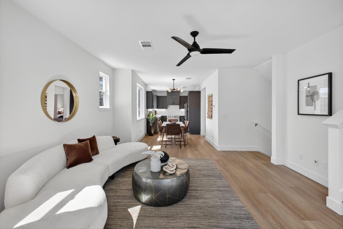 Detail Gallery Image 5 of 52 For 955 Woodside Rd, Redwood City,  CA 94061 - 4 Beds | 2/1 Baths