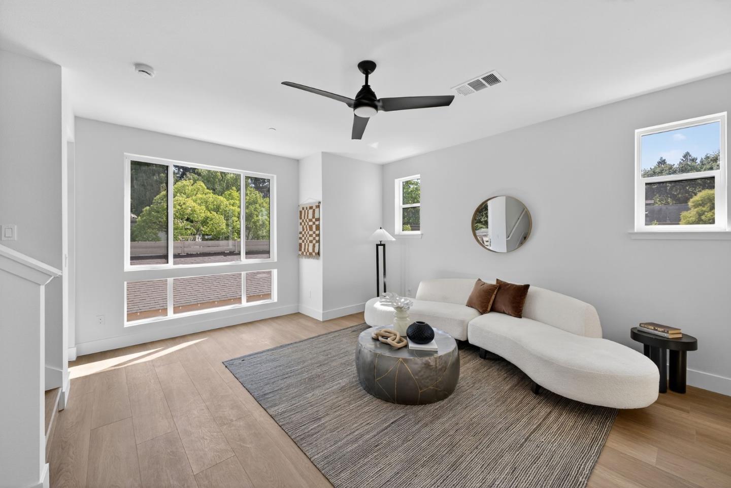 Detail Gallery Image 7 of 52 For 955 Woodside Rd, Redwood City,  CA 94061 - 4 Beds | 2/1 Baths