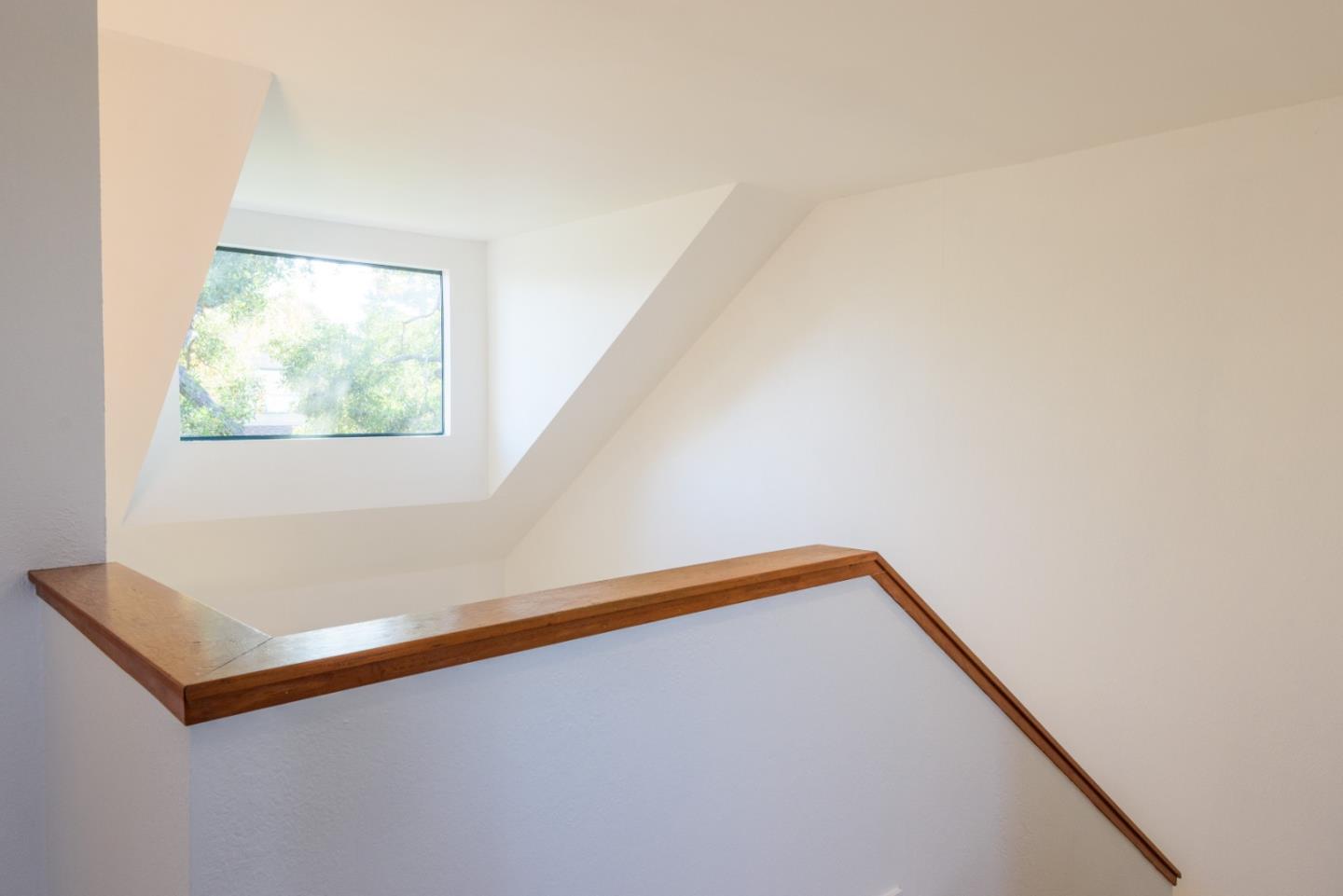 Detail Gallery Image 15 of 35 For 32 Cove Ln, Redwood City,  CA 94065 - 1 Beds | 1 Baths