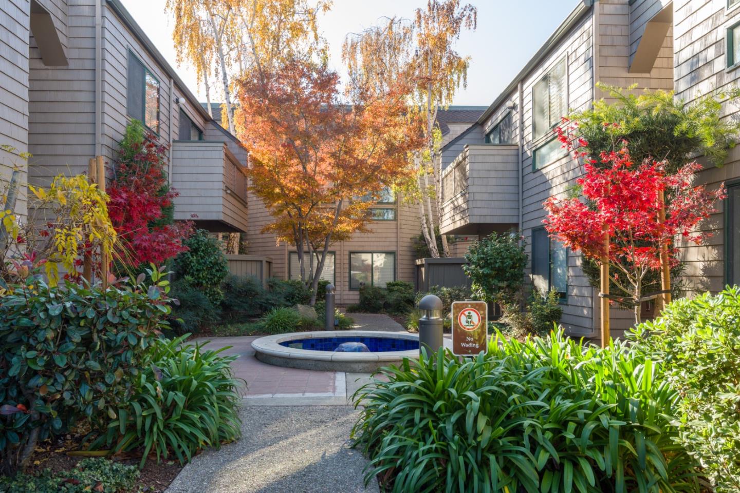 Detail Gallery Image 23 of 35 For 32 Cove Ln, Redwood City,  CA 94065 - 1 Beds | 1 Baths