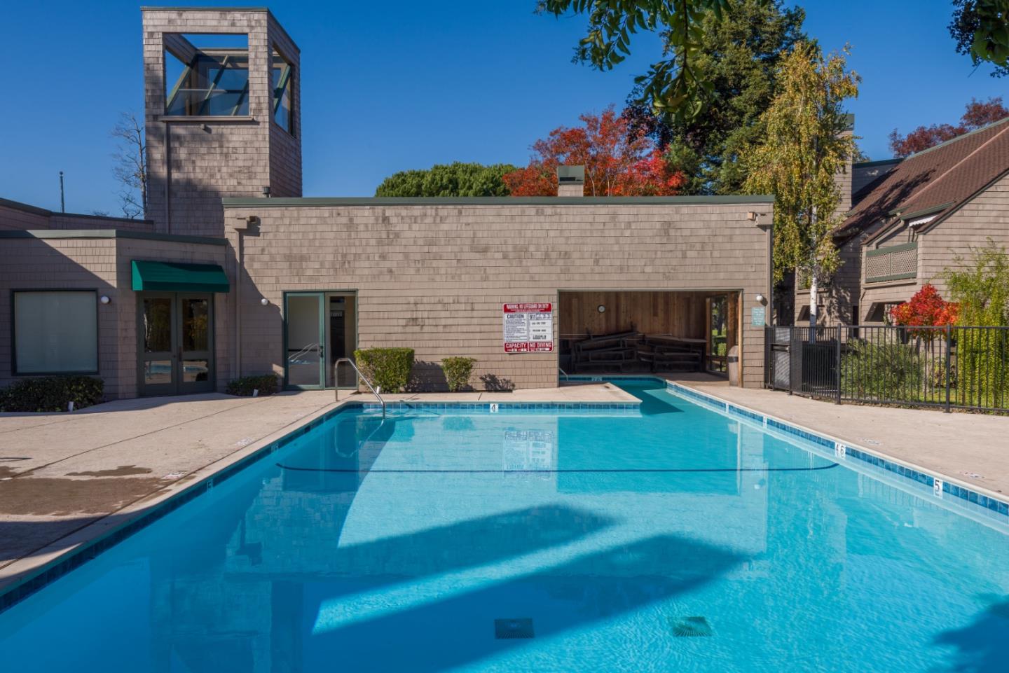 Detail Gallery Image 24 of 35 For 32 Cove Ln, Redwood City,  CA 94065 - 1 Beds | 1 Baths