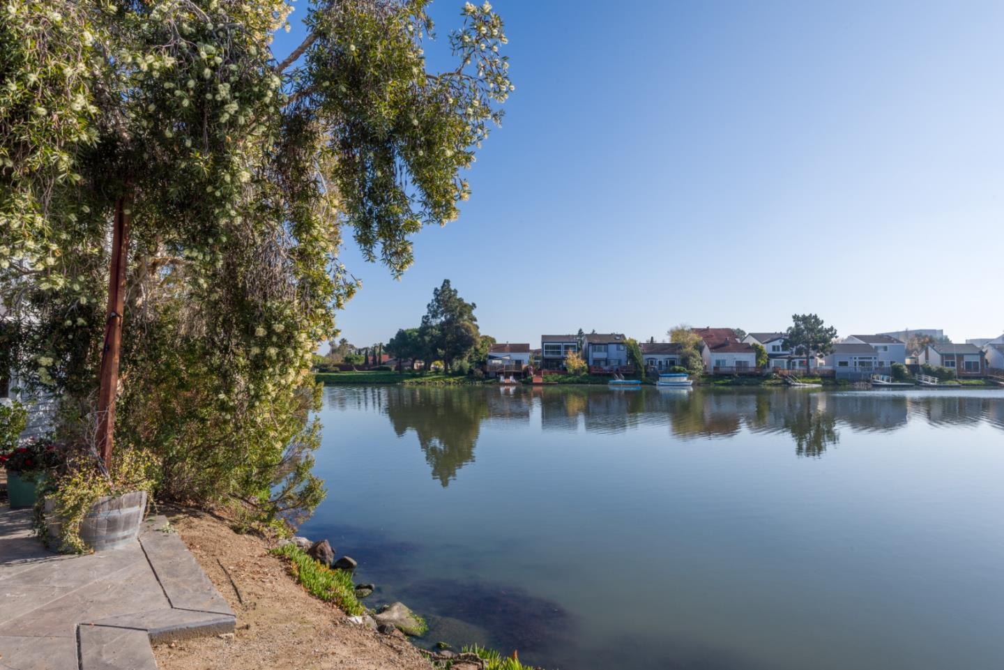 Detail Gallery Image 29 of 35 For 32 Cove Ln, Redwood City,  CA 94065 - 1 Beds | 1 Baths