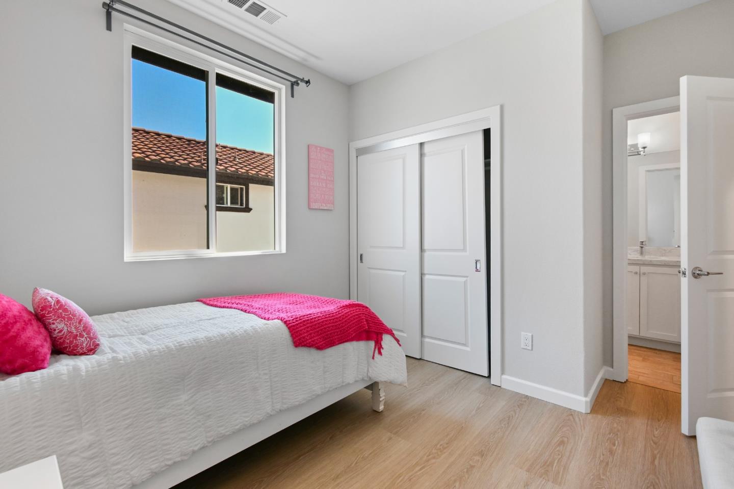 Detail Gallery Image 17 of 37 For 6245 Thornton Ave, Newark,  CA 94560 - 3 Beds | 3 Baths