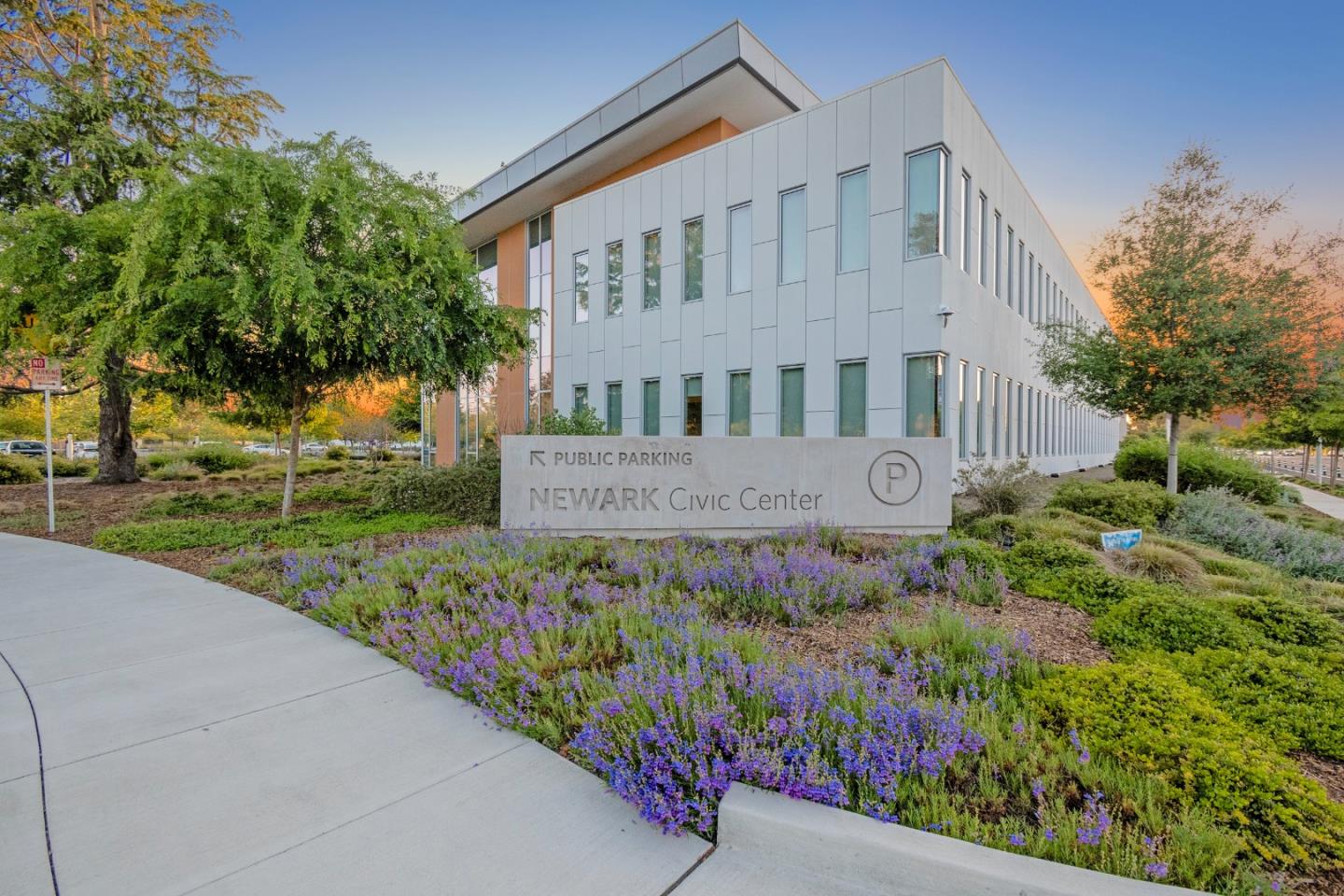 Detail Gallery Image 32 of 37 For 6245 Thornton Ave, Newark,  CA 94560 - 3 Beds | 3 Baths