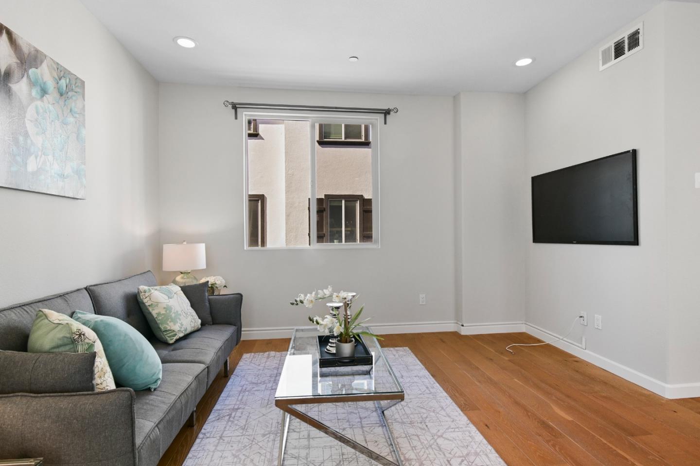 Detail Gallery Image 6 of 37 For 6245 Thornton Ave, Newark,  CA 94560 - 3 Beds | 3 Baths