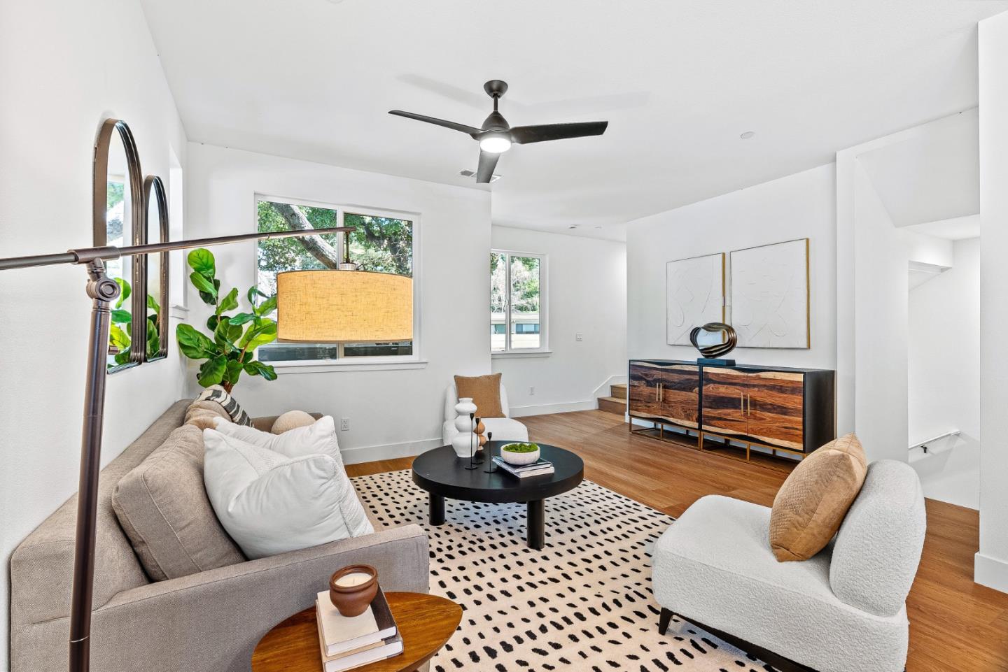 Detail Gallery Image 9 of 29 For 943 Woodside Rd, Redwood City,  CA 94061 - 4 Beds | 3/1 Baths