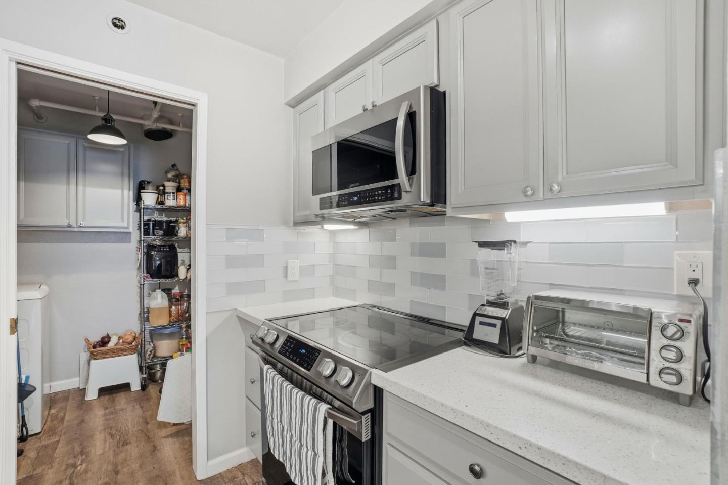 3739 Fairfax Way UNIT 129b, South San Francisco, CA, 94080