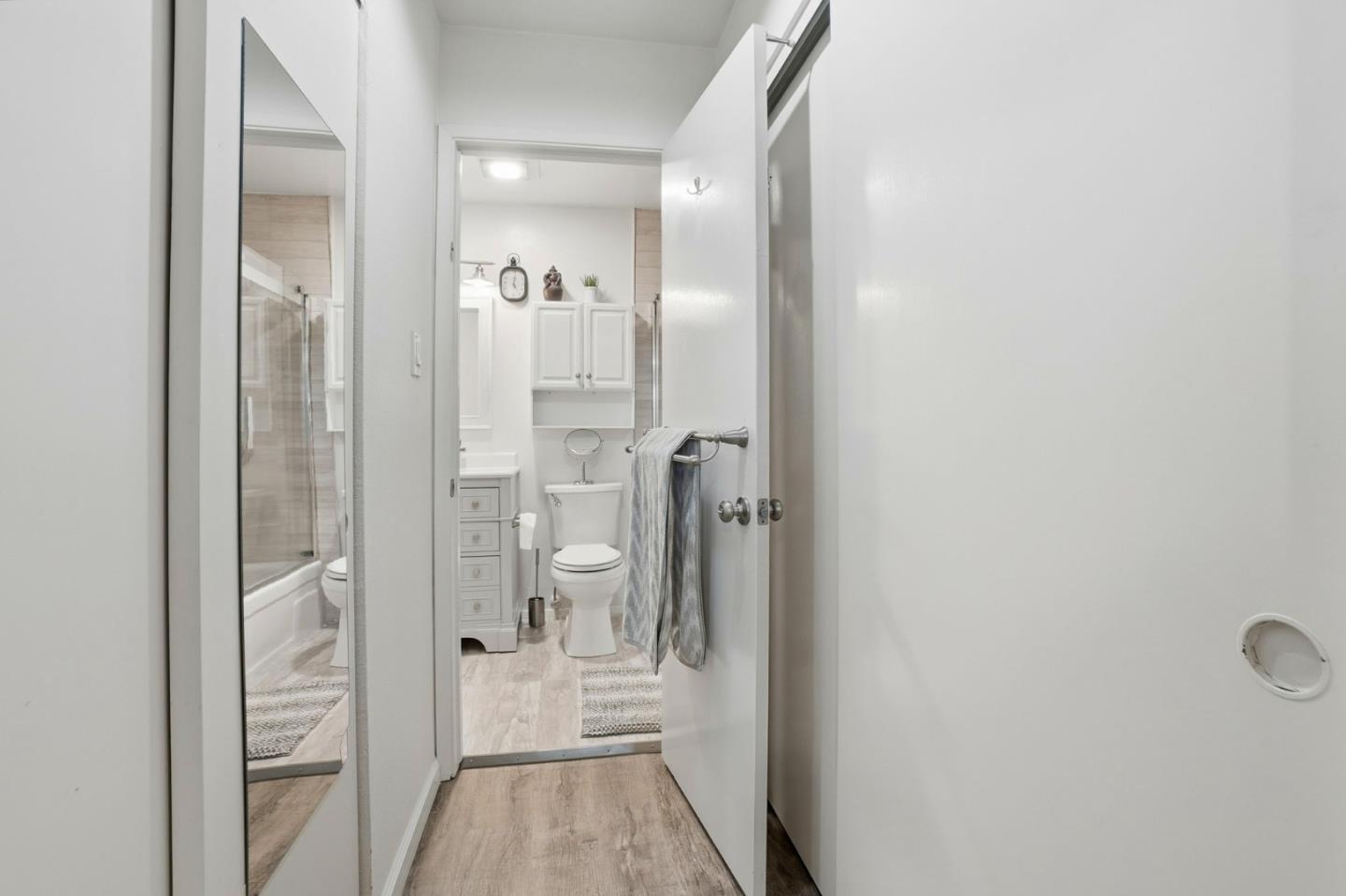 3739 Fairfax Way UNIT 129b, South San Francisco, CA, 94080