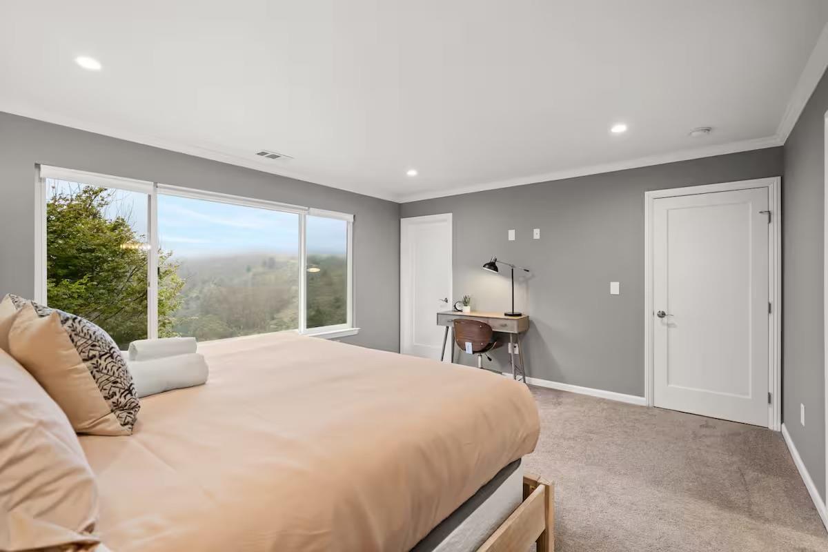 Detail Gallery Image 24 of 33 For 63 Kathleen Ct, Pacifica,  CA 94044 - 4 Beds | 3/1 Baths