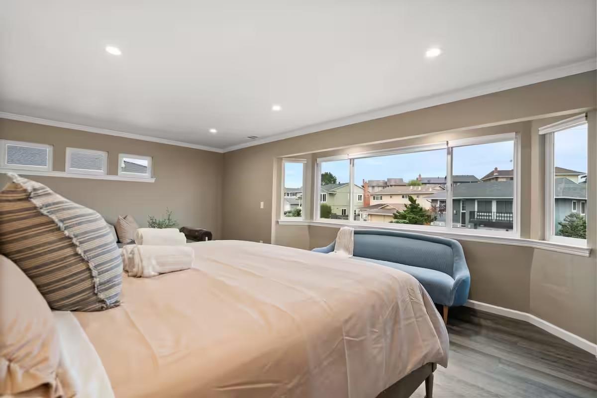 Detail Gallery Image 25 of 33 For 63 Kathleen Ct, Pacifica,  CA 94044 - 4 Beds | 3/1 Baths