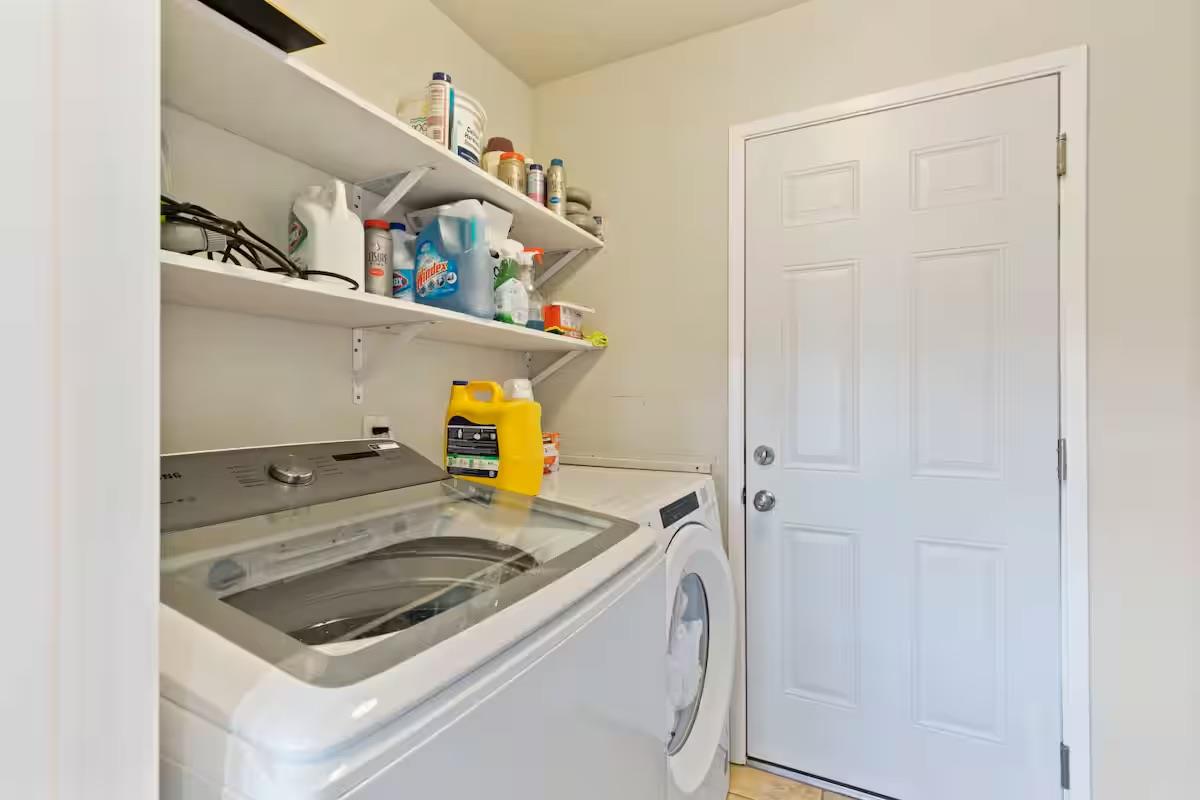 Detail Gallery Image 31 of 33 For 63 Kathleen Ct, Pacifica,  CA 94044 - 4 Beds | 3/1 Baths