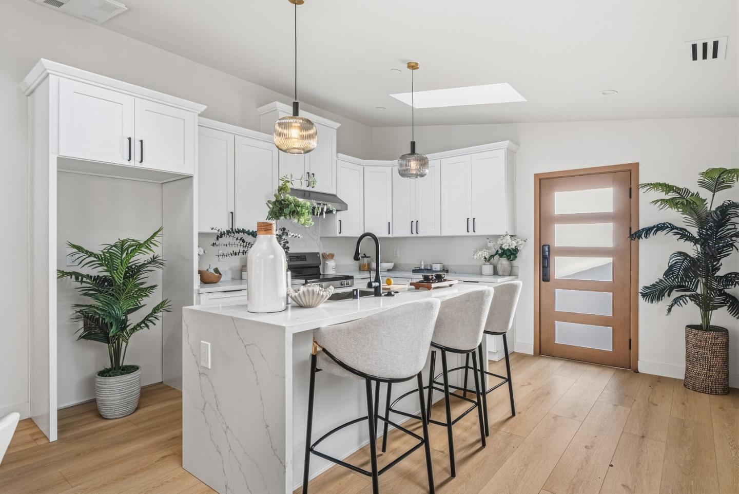 Detail Gallery Image 8 of 32 For 2974 Bell Ave, San Jose,  CA 95133 - 3 Beds | 2 Baths