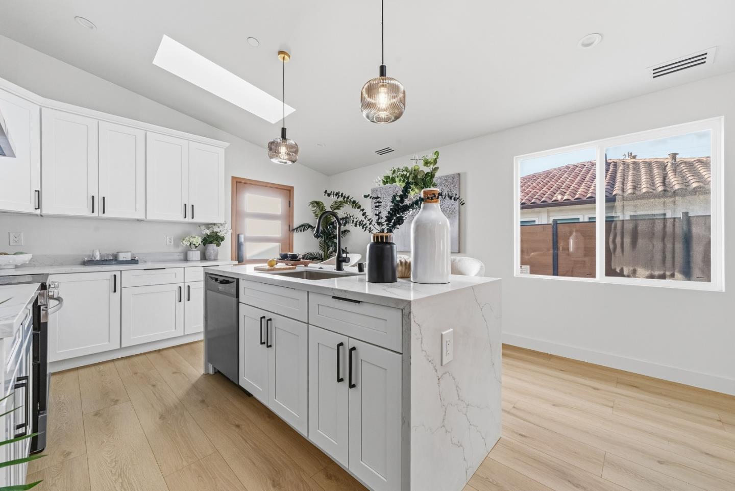 Detail Gallery Image 9 of 32 For 2974 Bell Ave, San Jose,  CA 95133 - 3 Beds | 2 Baths