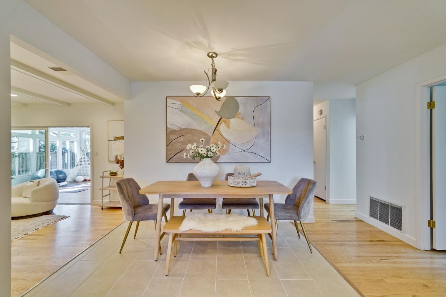 Detail Gallery Image 11 of 69 For 3113 Hostetter Rd, San Jose,  CA 95132 - 4 Beds | 2 Baths