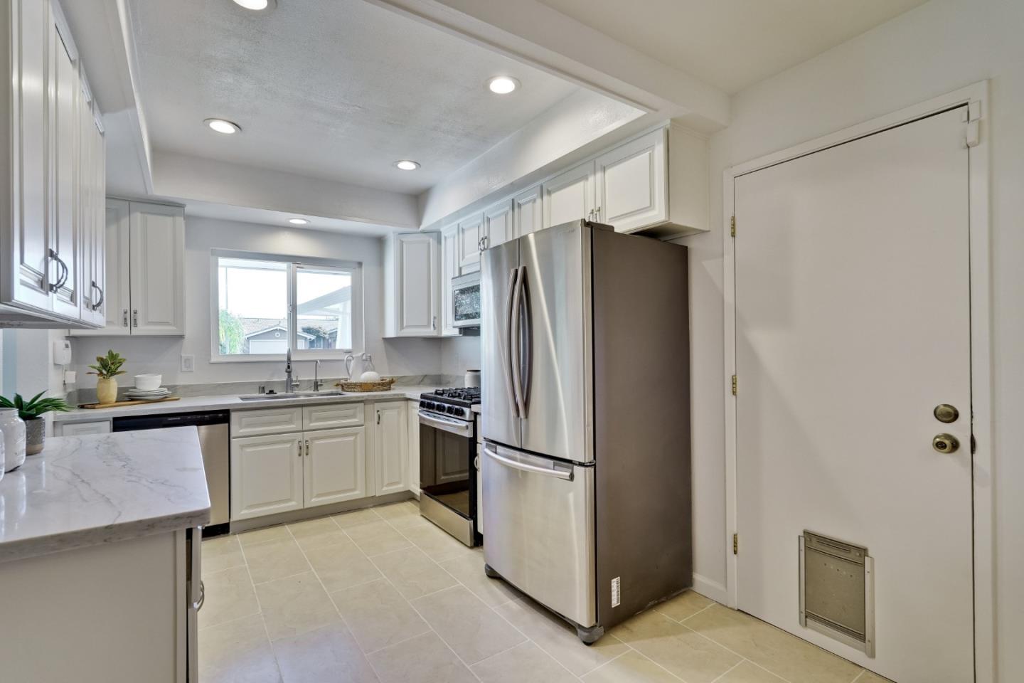 Detail Gallery Image 15 of 69 For 3113 Hostetter Rd, San Jose,  CA 95132 - 4 Beds | 2 Baths