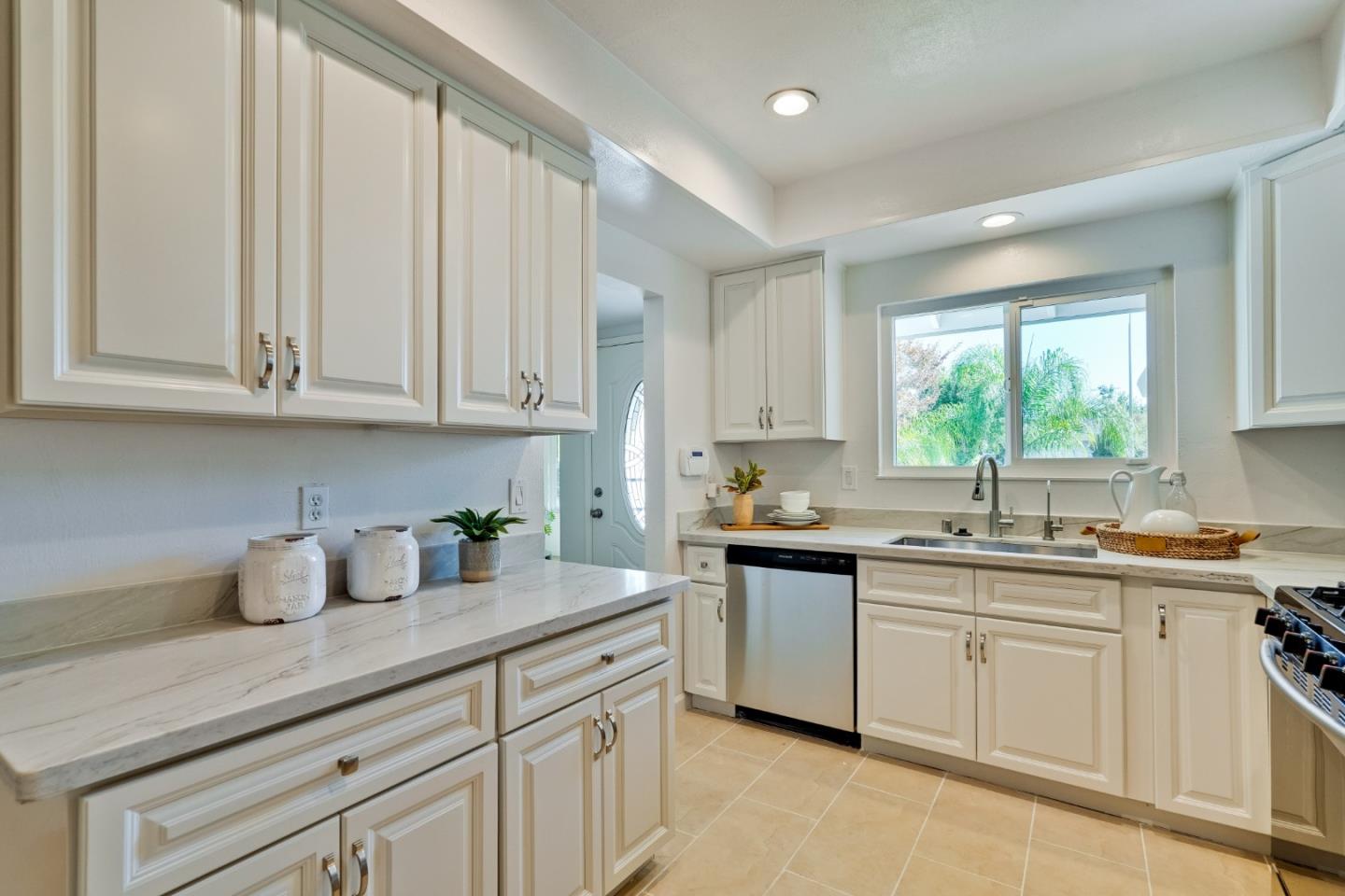 Detail Gallery Image 16 of 69 For 3113 Hostetter Rd, San Jose,  CA 95132 - 4 Beds | 2 Baths