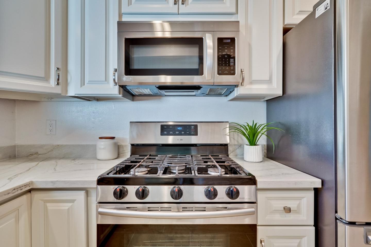 Detail Gallery Image 22 of 69 For 3113 Hostetter Rd, San Jose,  CA 95132 - 4 Beds | 2 Baths