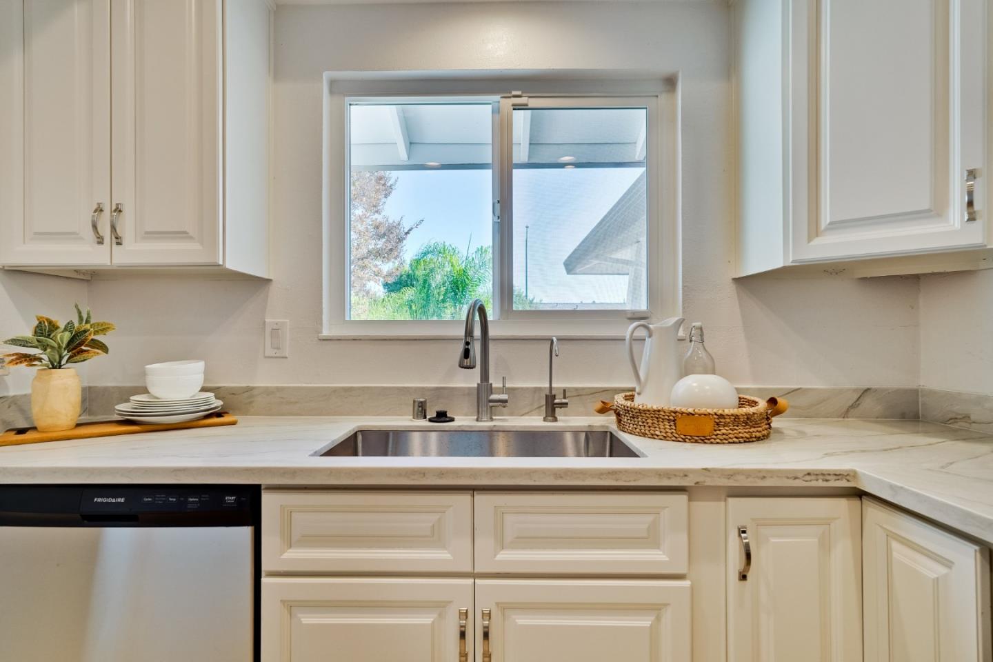 Detail Gallery Image 23 of 69 For 3113 Hostetter Rd, San Jose,  CA 95132 - 4 Beds | 2 Baths