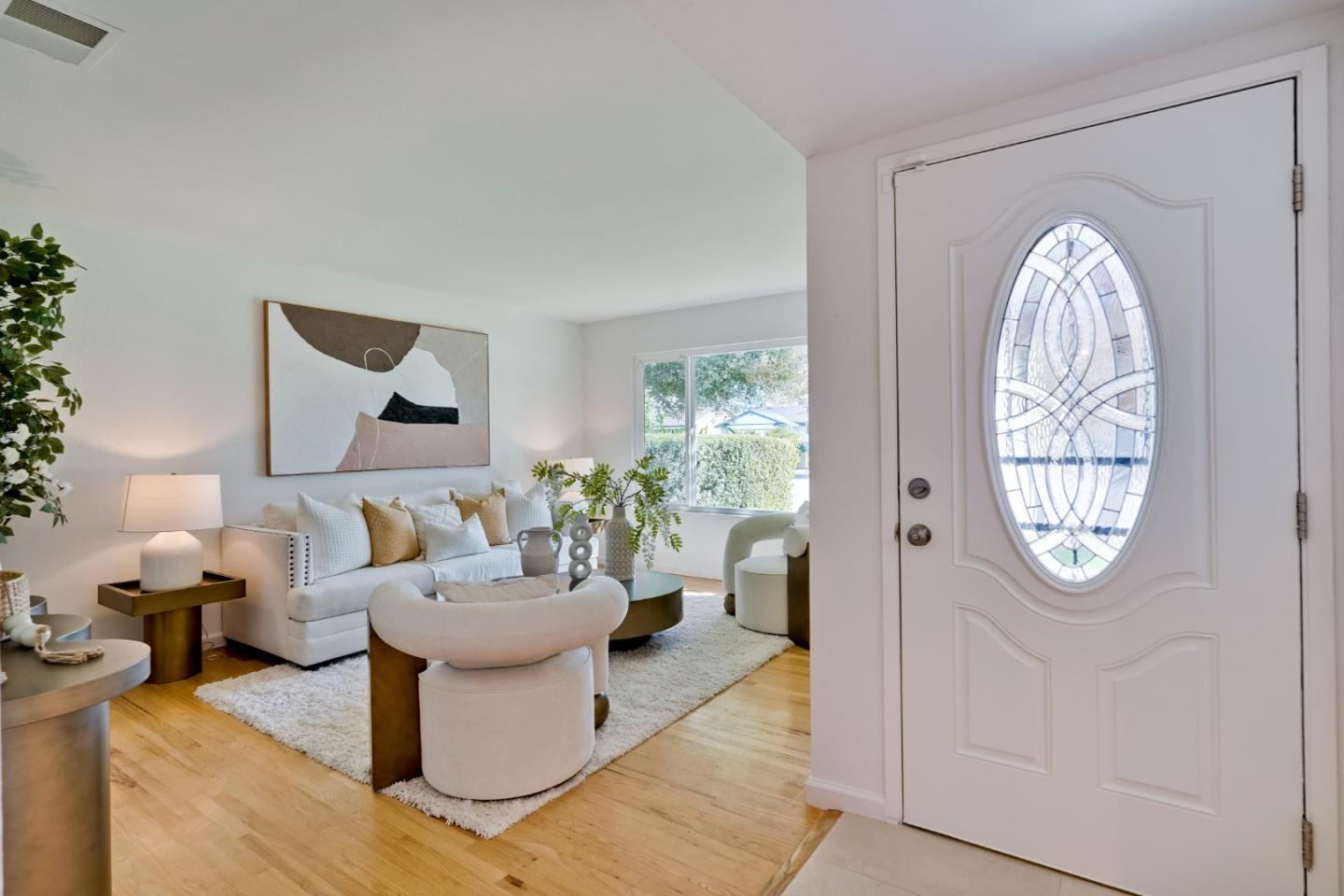 Detail Gallery Image 4 of 69 For 3113 Hostetter Rd, San Jose,  CA 95132 - 4 Beds | 2 Baths