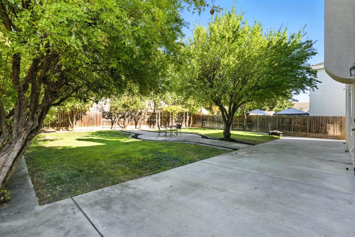 Detail Gallery Image 39 of 44 For 4276 Oakridge Dr, Tracy,  CA 95377 - 4 Beds | 3 Baths