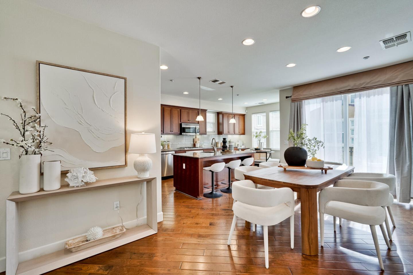 Detail Gallery Image 15 of 75 For 3541 Stout Pl, Santa Clara,  CA 95051 - 3 Beds | 3/1 Baths