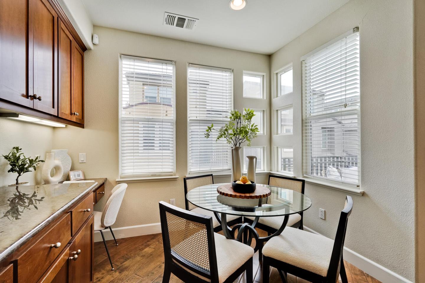 Detail Gallery Image 26 of 75 For 3541 Stout Pl, Santa Clara,  CA 95051 - 3 Beds | 3/1 Baths