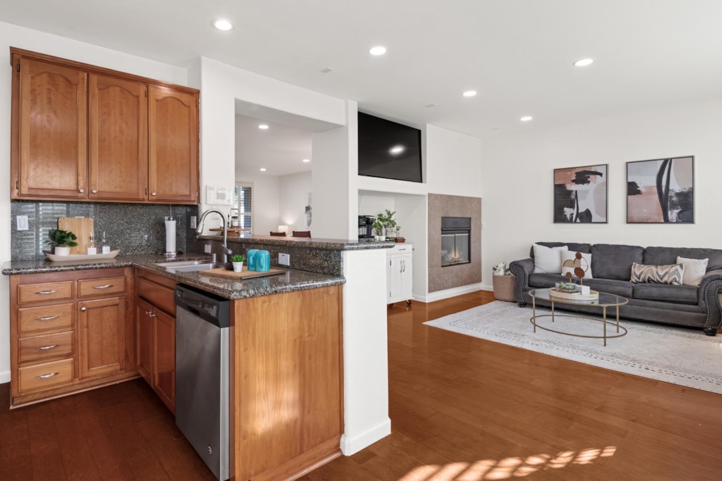 Detail Gallery Image 21 of 45 For 1112 Park West Dr, Pittsburg,  CA 94565 - 4 Beds | 2 Baths