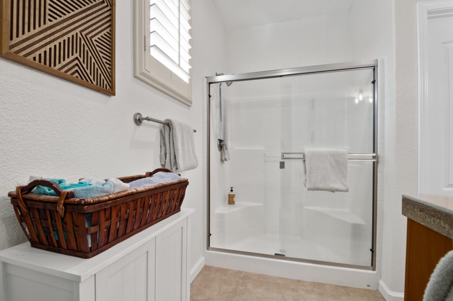 Detail Gallery Image 7 of 45 For 1112 Park West Dr, Pittsburg,  CA 94565 - 4 Beds | 2 Baths