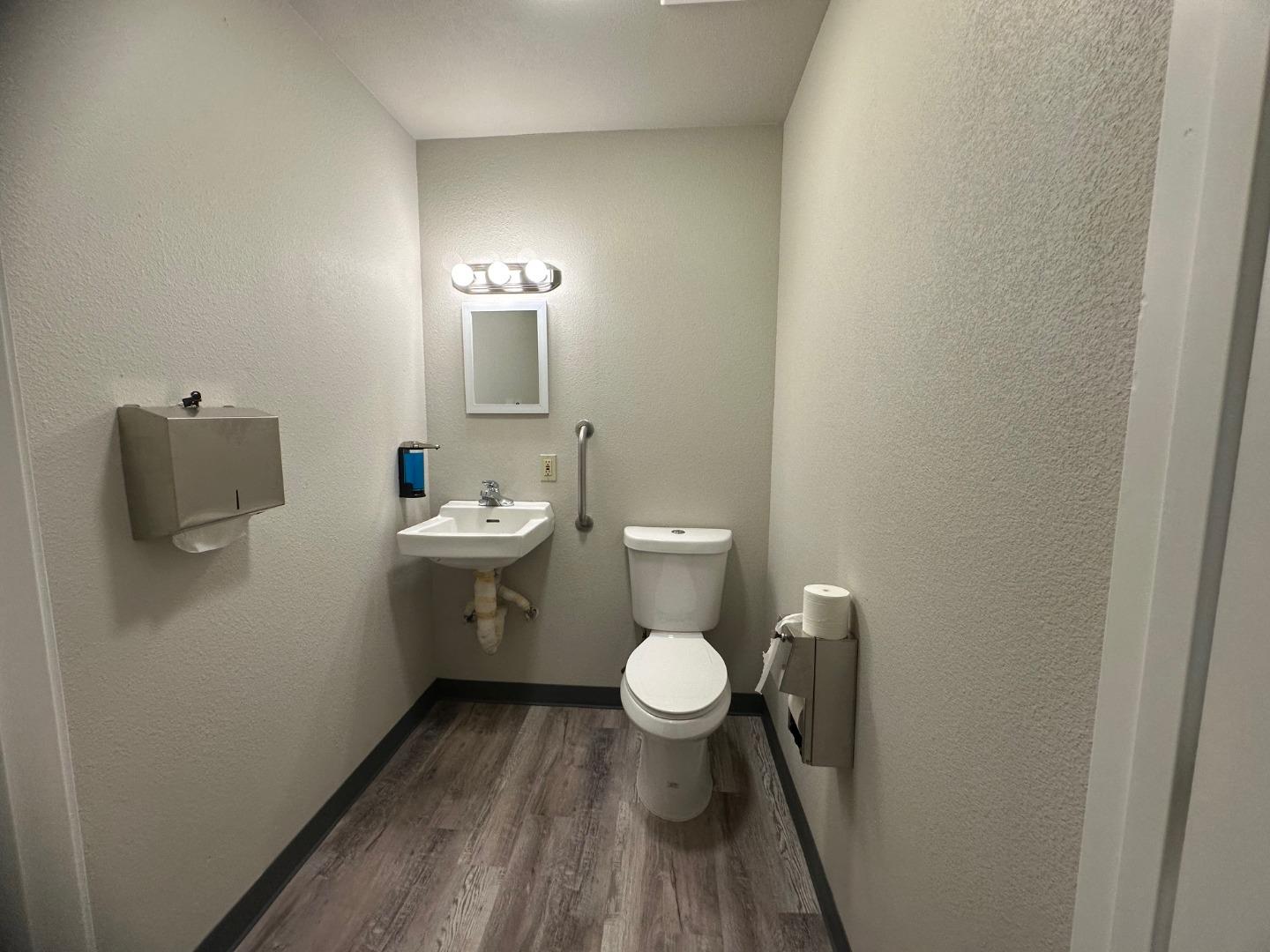 Detail Gallery Image 14 of 23 For 2716 Coloma St #C,  Placerville,  CA 95667 - – Beds | – Baths