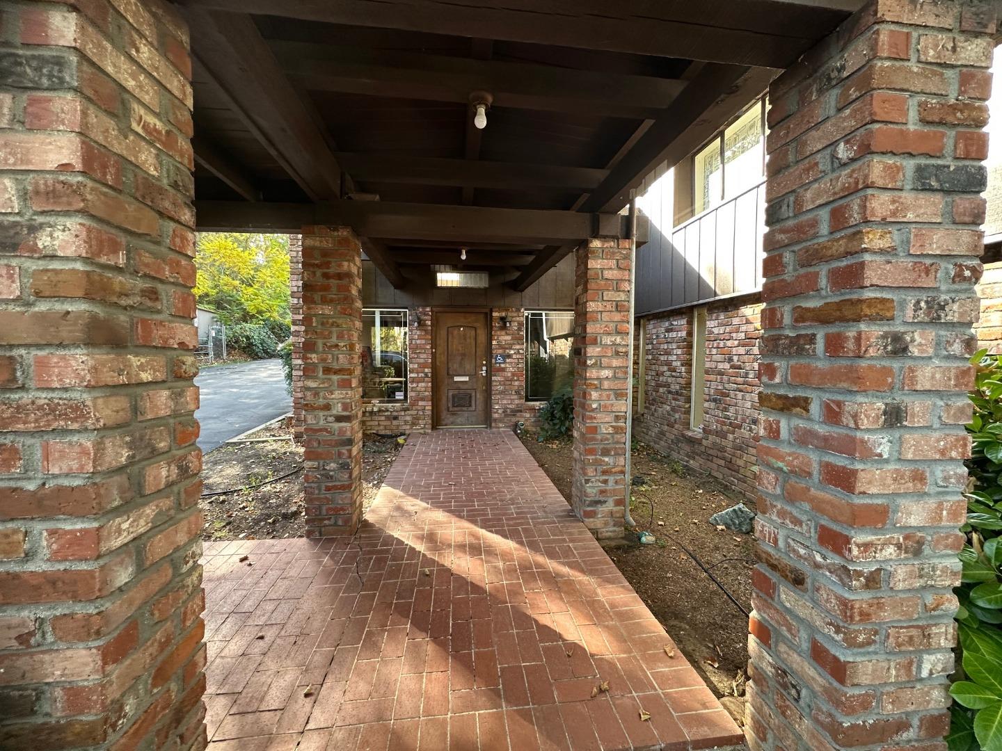 Detail Gallery Image 3 of 23 For 2716 Coloma St #C,  Placerville,  CA 95667 - – Beds | – Baths