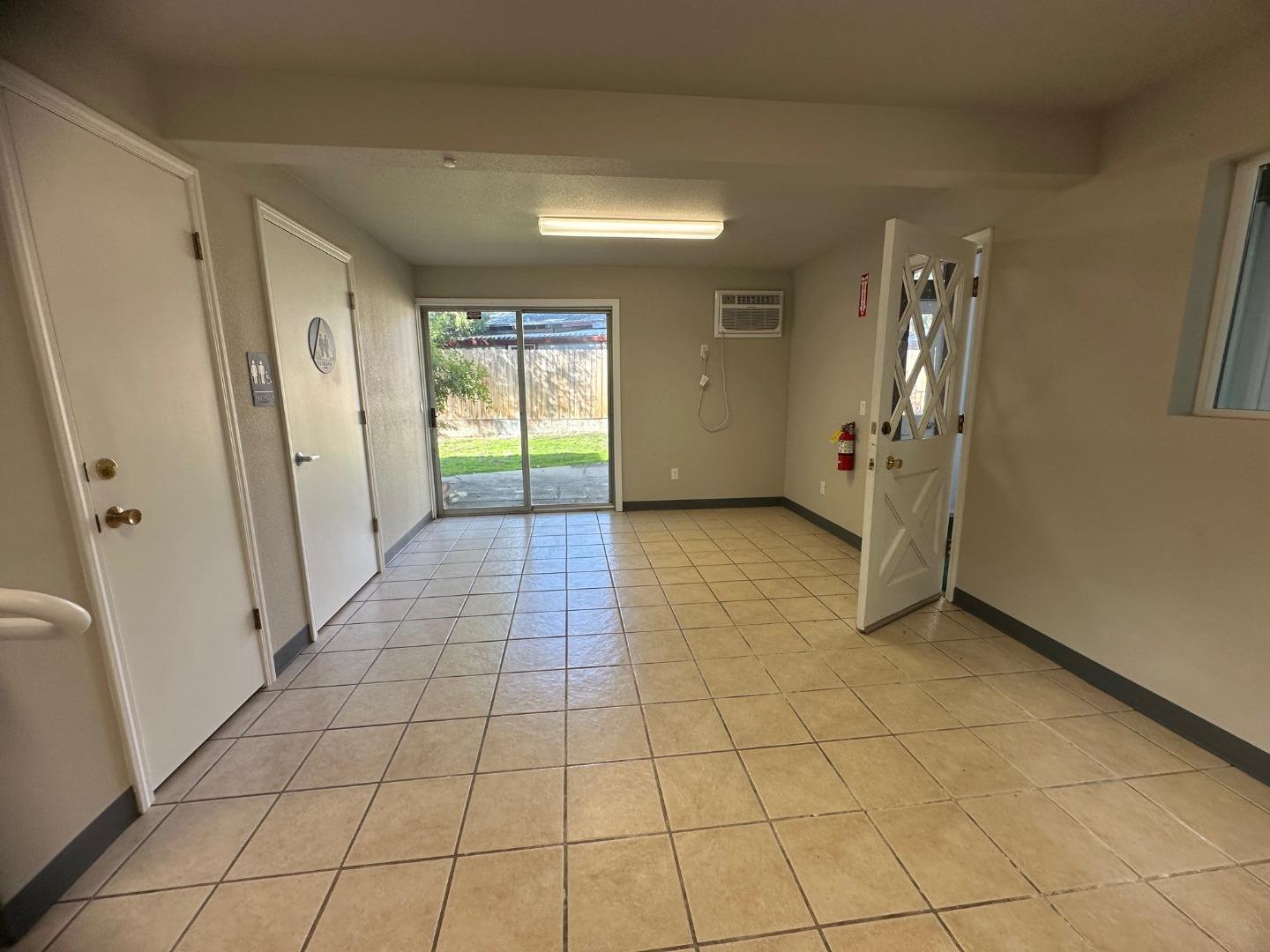 Detail Gallery Image 6 of 23 For 2716 Coloma St #C,  Placerville,  CA 95667 - – Beds | – Baths