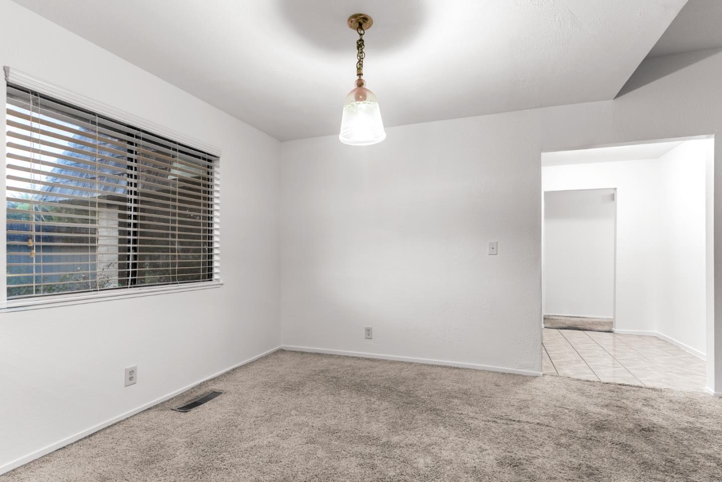 Detail Gallery Image 14 of 29 For 23799 Monterey Salinas Hwy #20,  Salinas,  CA 93908 - 2 Beds | 2 Baths