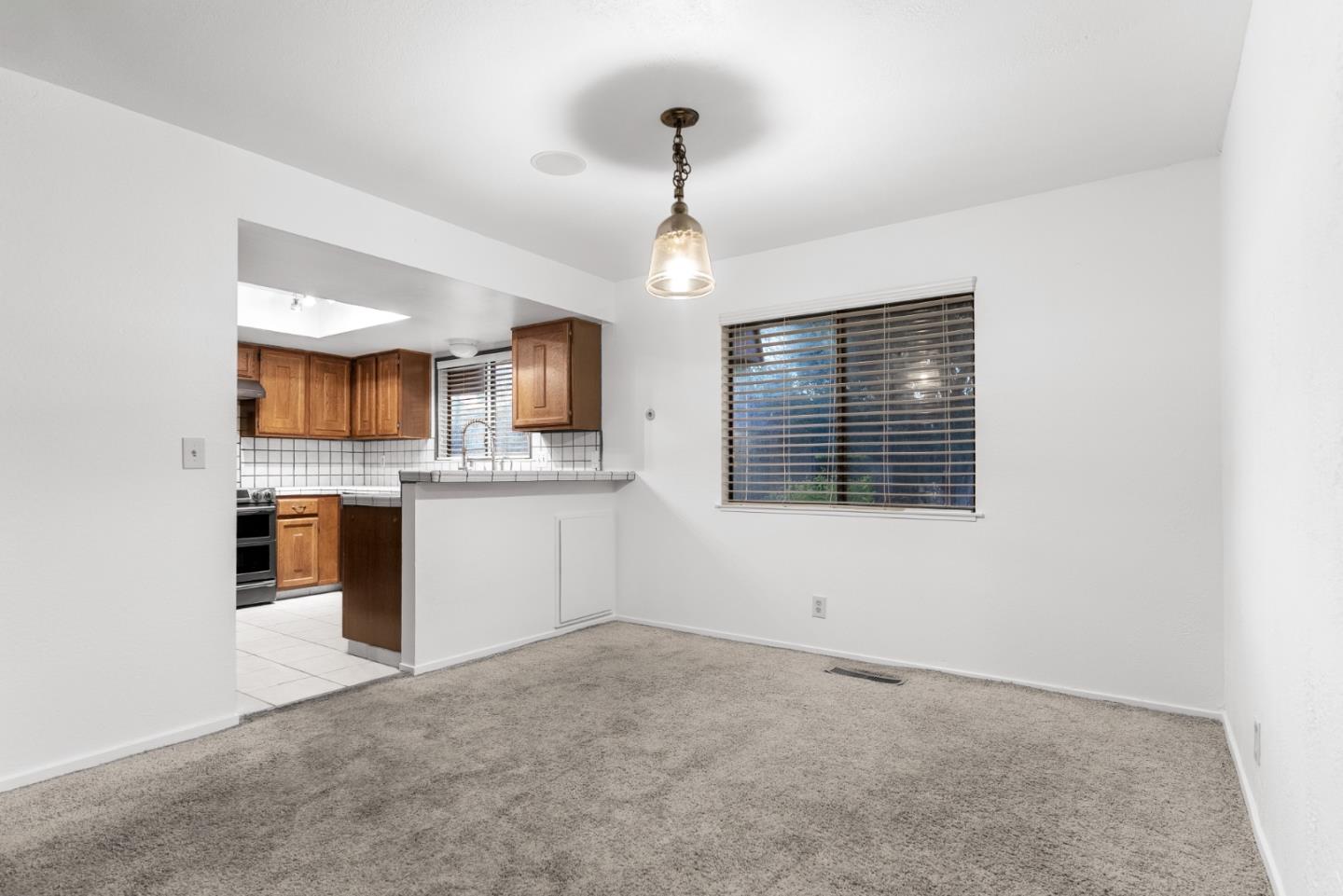 Detail Gallery Image 15 of 29 For 23799 Monterey Salinas Hwy #20,  Salinas,  CA 93908 - 2 Beds | 2 Baths