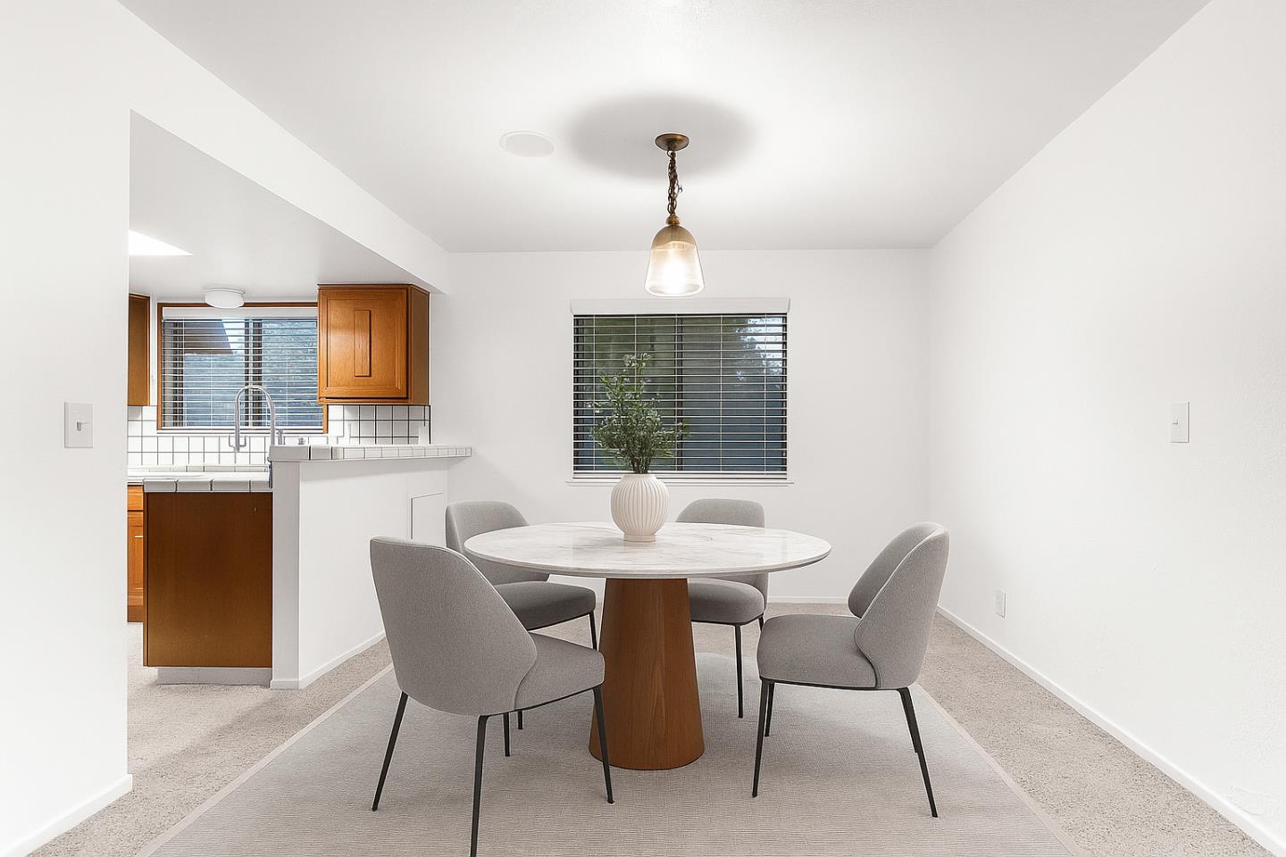 Detail Gallery Image 4 of 29 For 23799 Monterey Salinas Hwy #20,  Salinas,  CA 93908 - 2 Beds | 2 Baths