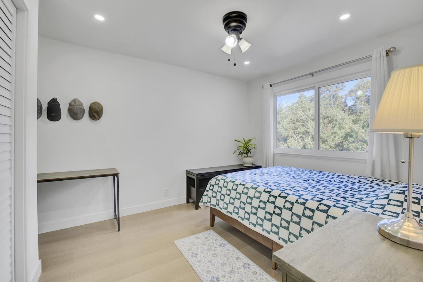 Detail Gallery Image 28 of 55 For 17411 Holiday Dr, Morgan Hill,  CA 95037 - 4 Beds | 2/1 Baths