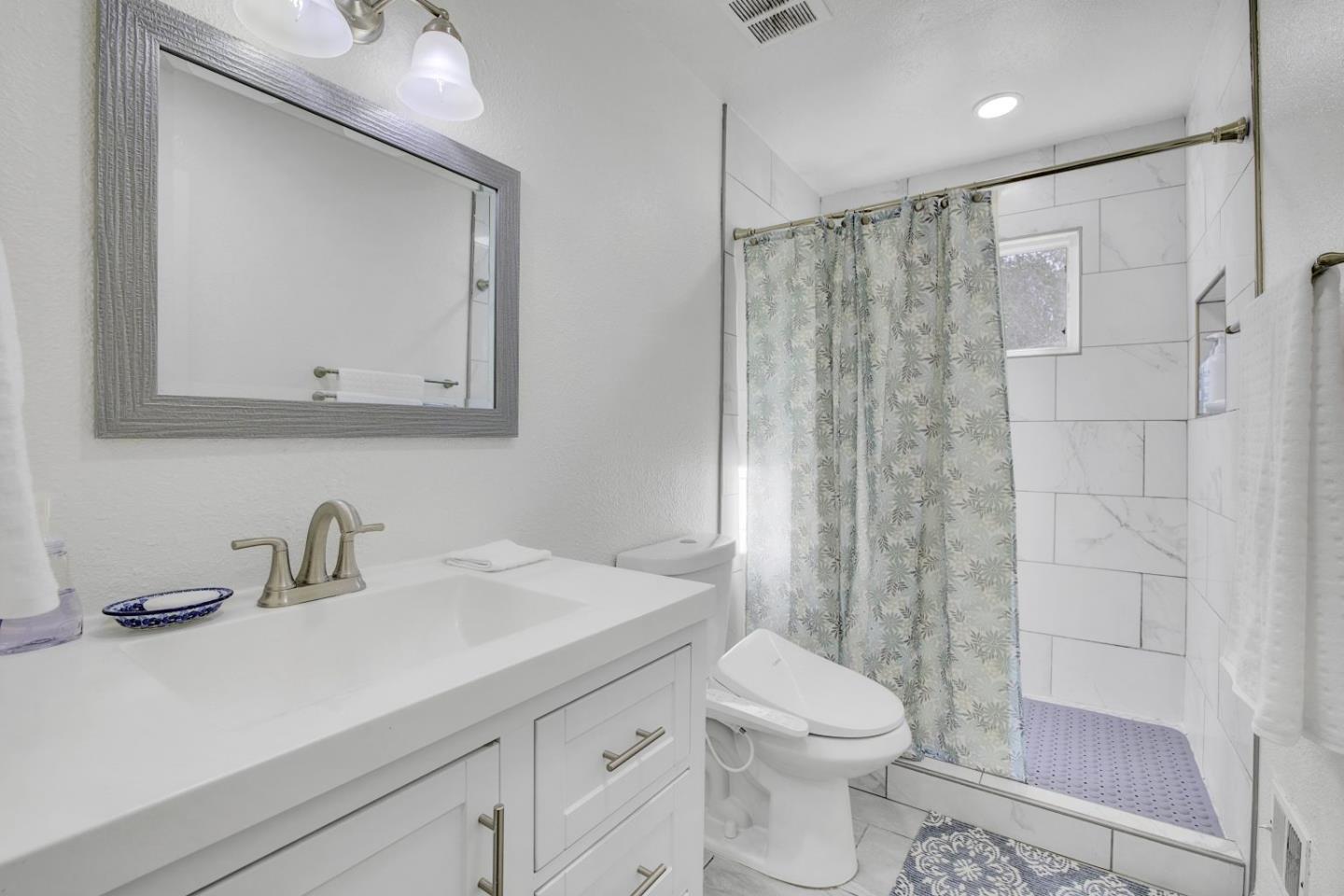 Detail Gallery Image 30 of 55 For 17411 Holiday Dr, Morgan Hill,  CA 95037 - 4 Beds | 2/1 Baths