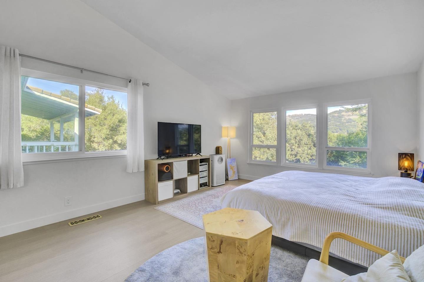 Detail Gallery Image 34 of 55 For 17411 Holiday Dr, Morgan Hill,  CA 95037 - 4 Beds | 2/1 Baths