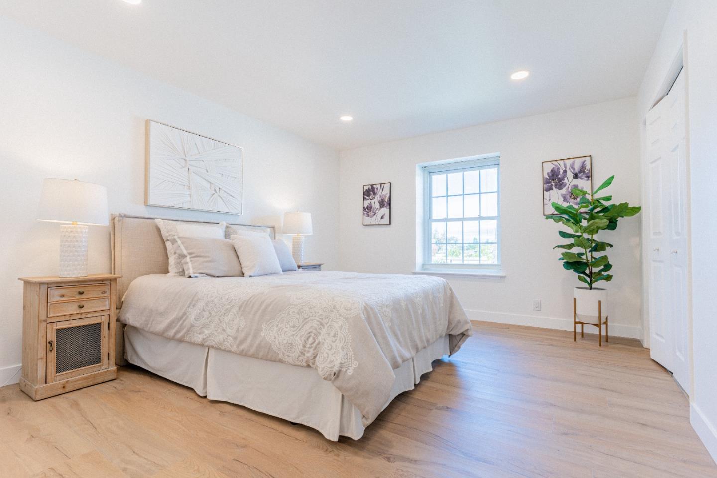 Detail Gallery Image 16 of 39 For 1945 Mount Vernon Ct #14,  Mountain View,  CA 94040 - 2 Beds | 2 Baths