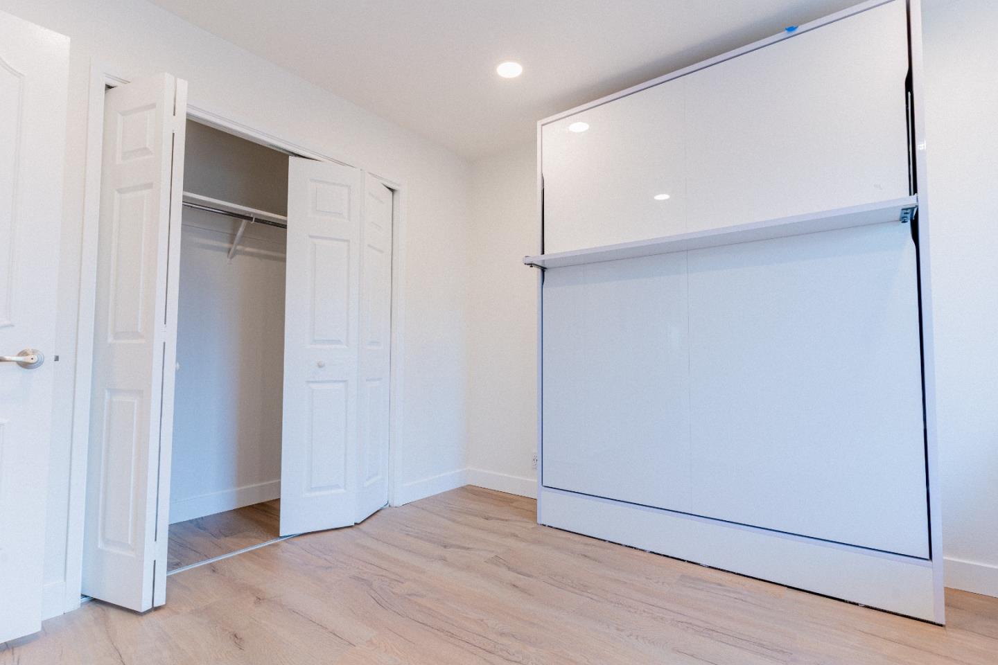 Detail Gallery Image 22 of 39 For 1945 Mount Vernon Ct #14,  Mountain View,  CA 94040 - 2 Beds | 2 Baths