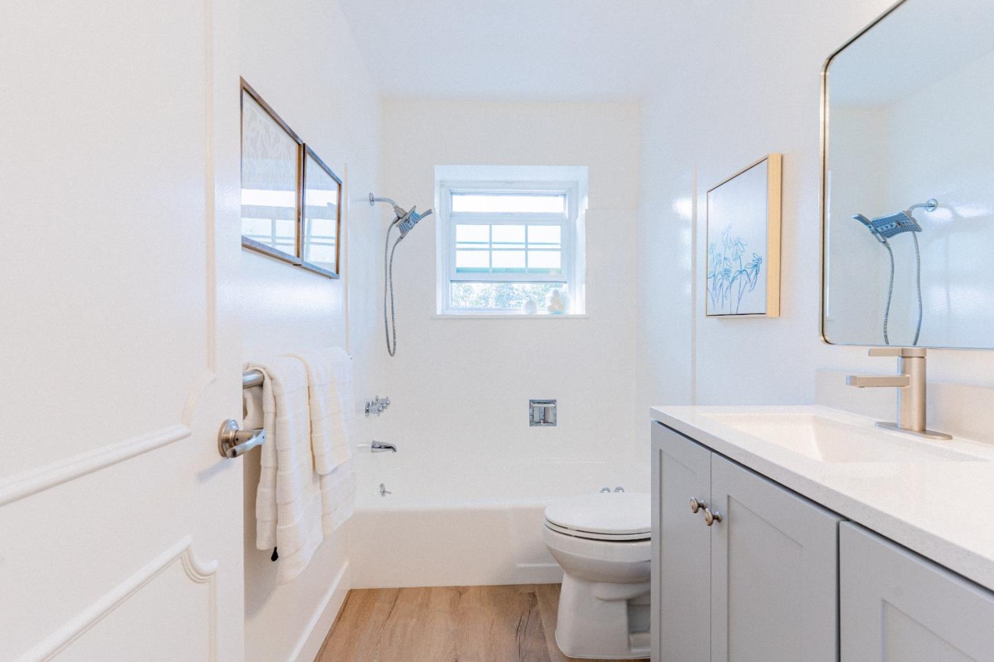 Detail Gallery Image 24 of 39 For 1945 Mount Vernon Ct #14,  Mountain View,  CA 94040 - 2 Beds | 2 Baths