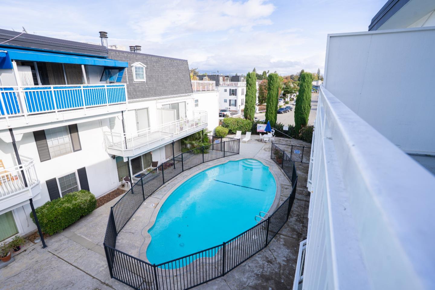 Detail Gallery Image 28 of 39 For 1945 Mount Vernon Ct #14,  Mountain View,  CA 94040 - 2 Beds | 2 Baths