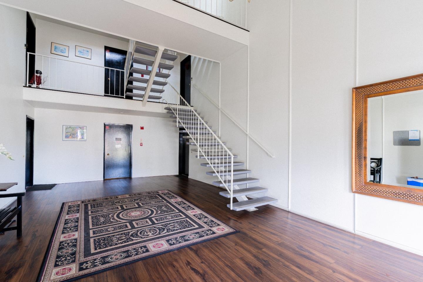 Detail Gallery Image 30 of 39 For 1945 Mount Vernon Ct #14,  Mountain View,  CA 94040 - 2 Beds | 2 Baths