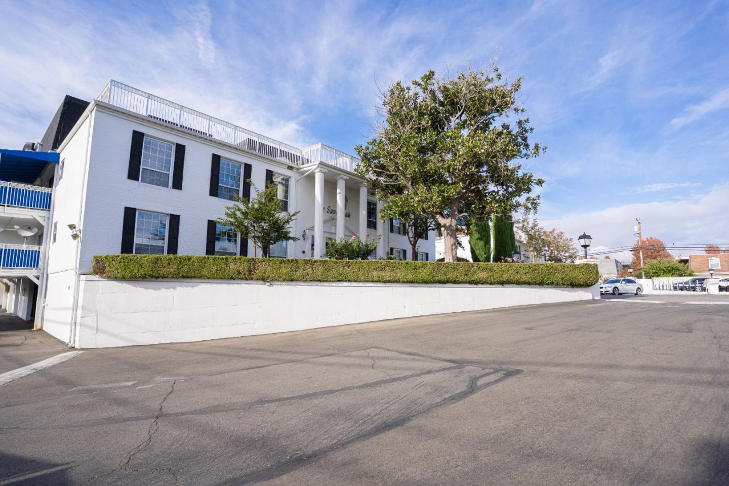 Detail Gallery Image 33 of 39 For 1945 Mount Vernon Ct #14,  Mountain View,  CA 94040 - 2 Beds | 2 Baths