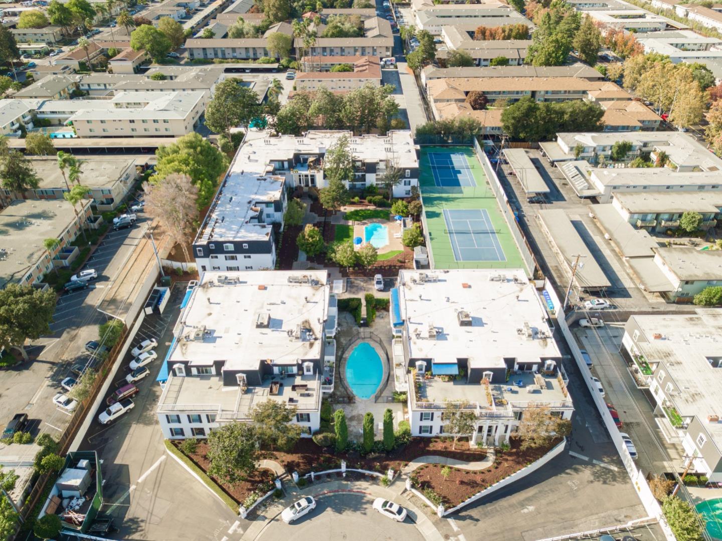 Detail Gallery Image 37 of 39 For 1945 Mount Vernon Ct #14,  Mountain View,  CA 94040 - 2 Beds | 2 Baths