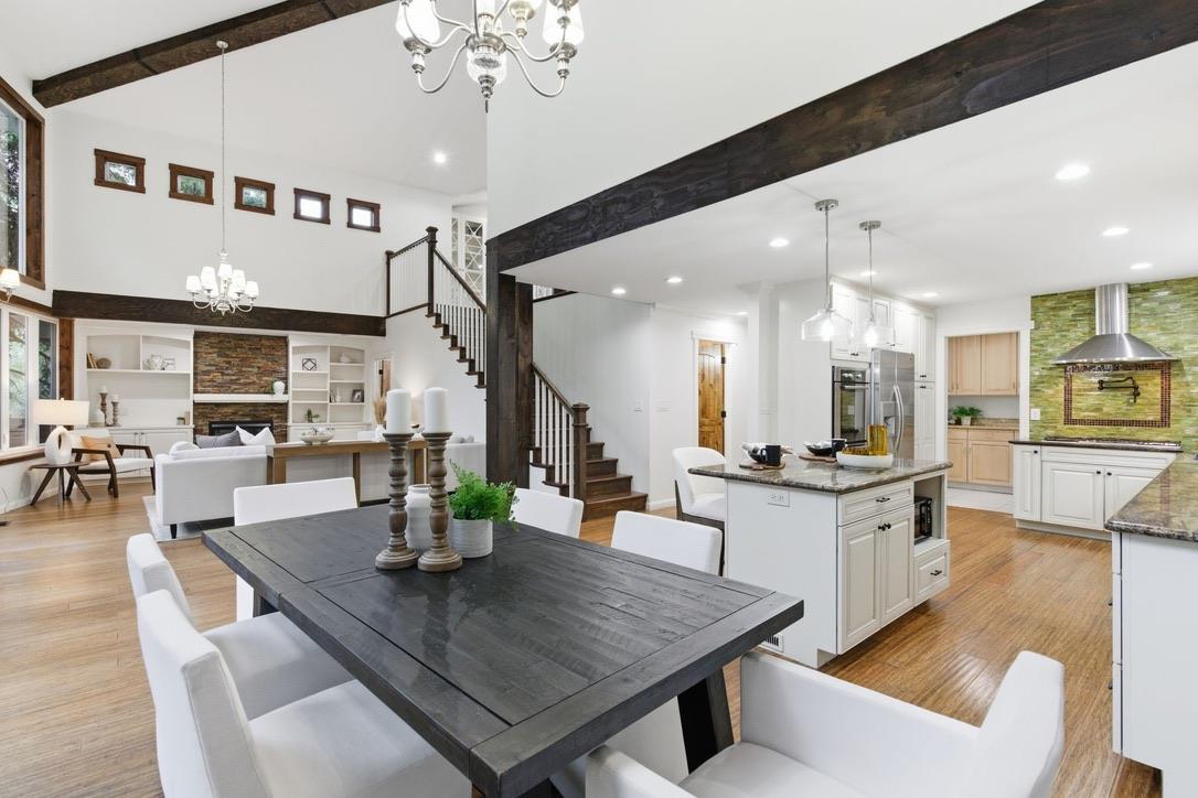 Detail Gallery Image 8 of 40 For 2250 Carmelita Dr, San Carlos,  CA 94070 - 4 Beds | 3 Baths