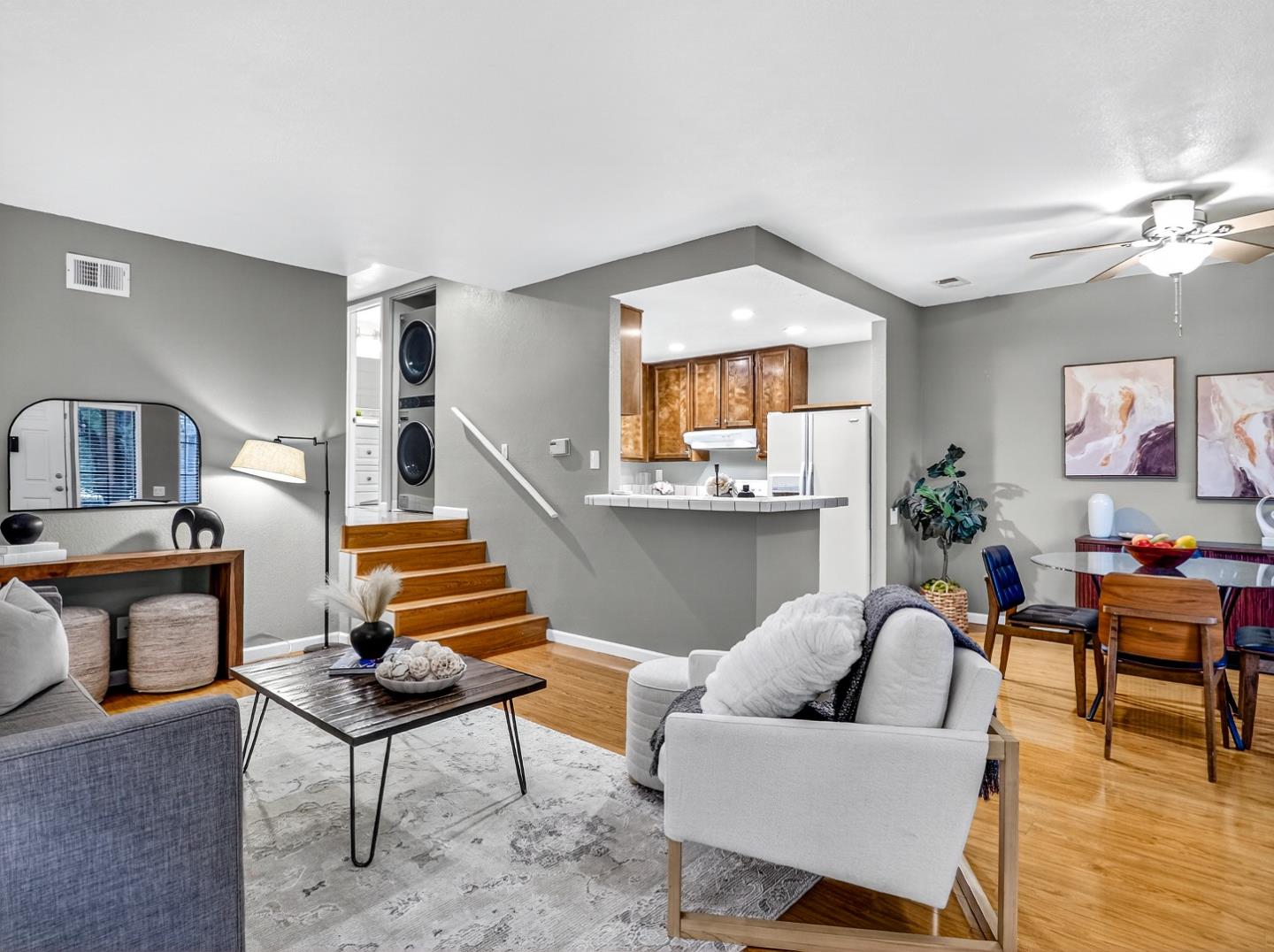 Detail Gallery Image 17 of 46 For 425 Kenbrook Cir, San Jose,  CA 95111 - 2 Beds | 2 Baths