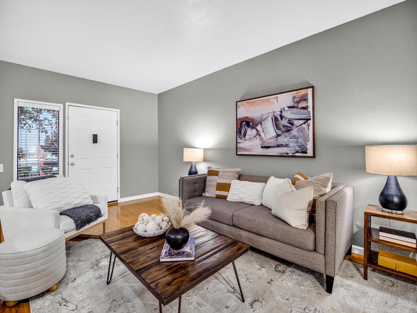 Detail Gallery Image 19 of 46 For 425 Kenbrook Cir, San Jose,  CA 95111 - 2 Beds | 2 Baths