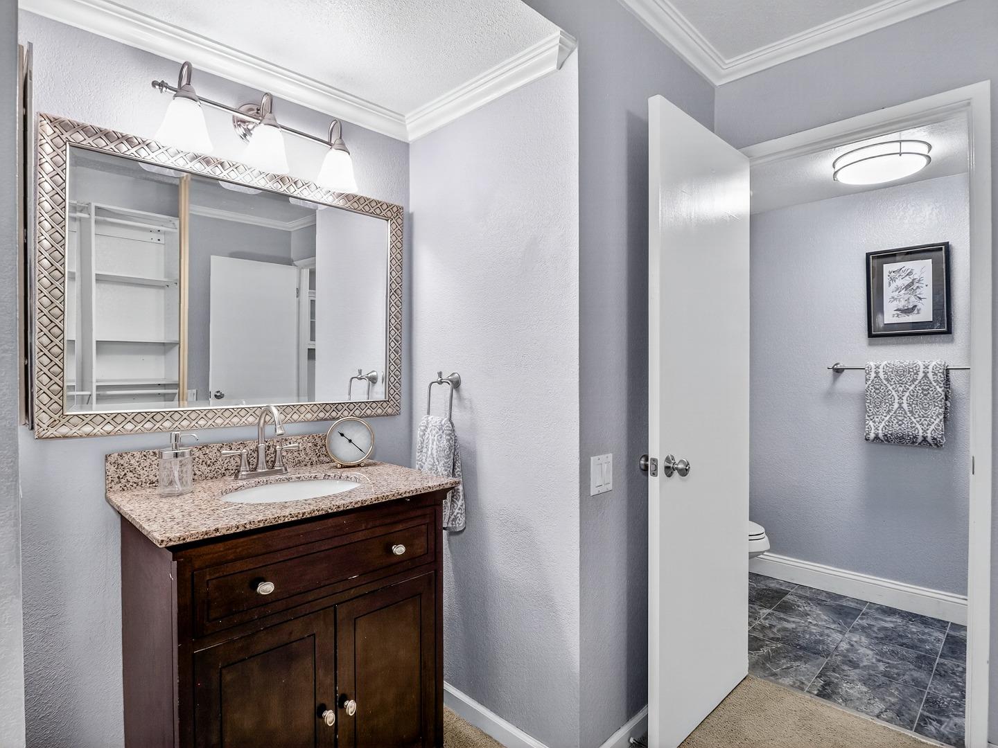 Detail Gallery Image 25 of 46 For 425 Kenbrook Cir, San Jose,  CA 95111 - 2 Beds | 2 Baths