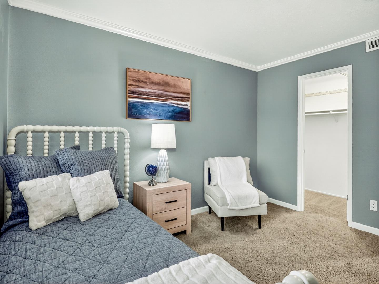 Detail Gallery Image 33 of 46 For 425 Kenbrook Cir, San Jose,  CA 95111 - 2 Beds | 2 Baths